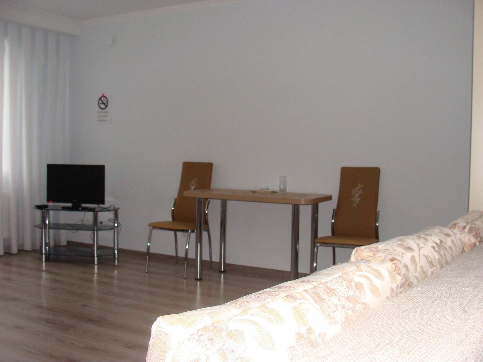 Lidia Hotel 3*