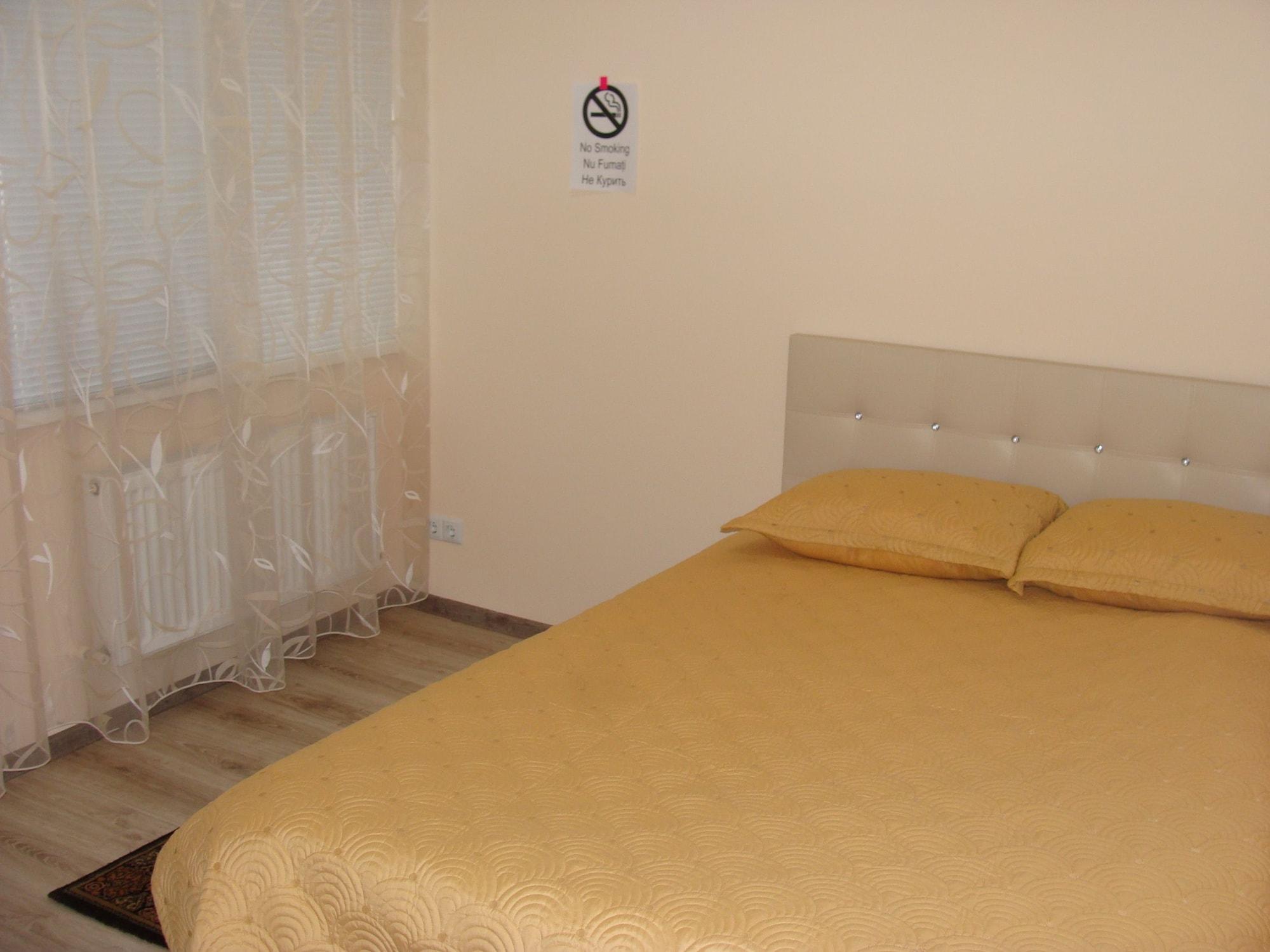 Lidia Hotel 3*