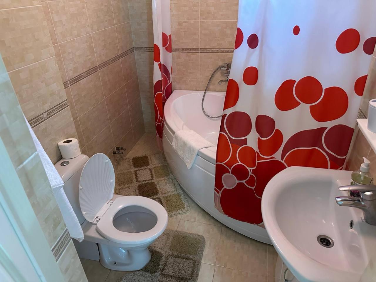 Lidia Hotel 3*